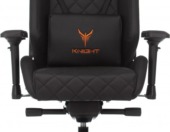 Кресло игровое Knight Titan